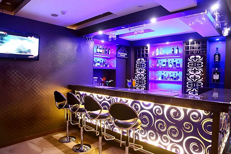 The Pearl Grand Hotel