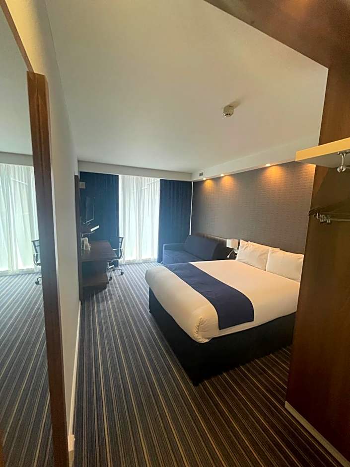 Holiday Inn Express Manchester City Centre By IHG
