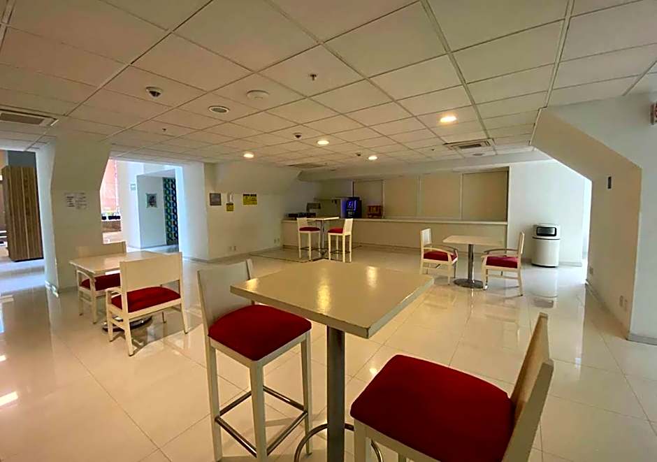 Hotel MX forum buenavista CDMX, Trademark by Wyndham