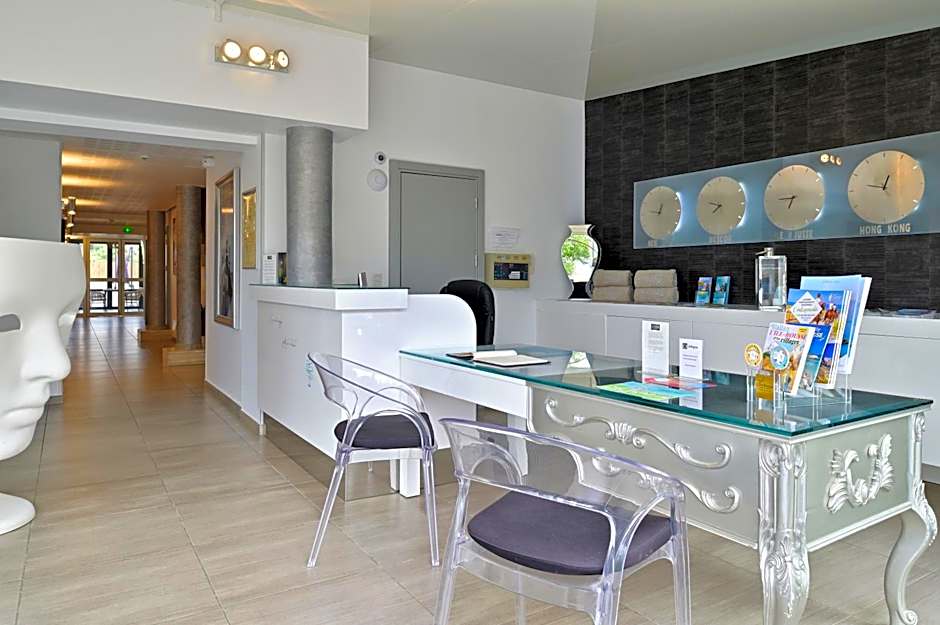 Hôtel L'Escale Coté Port