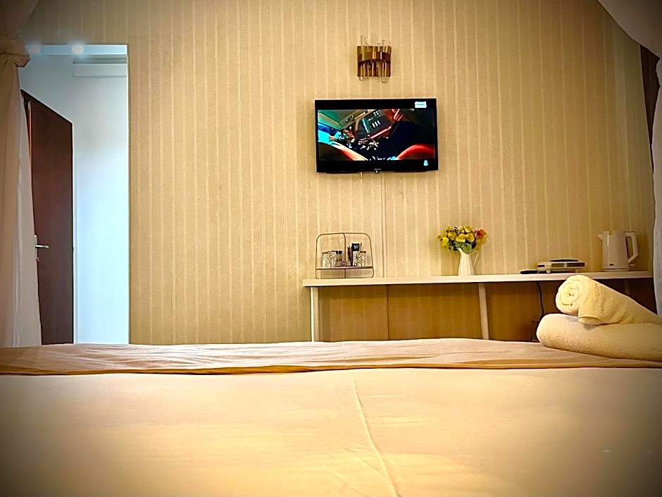 Cozy Hideout - Condo Hotel