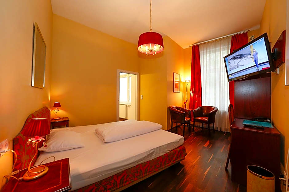 Timeout City Hotel, 5 min to city center, Self Check In