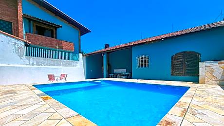 Conforto, Piscina, Churrasqueira, 300mts mar, Wi-Fi