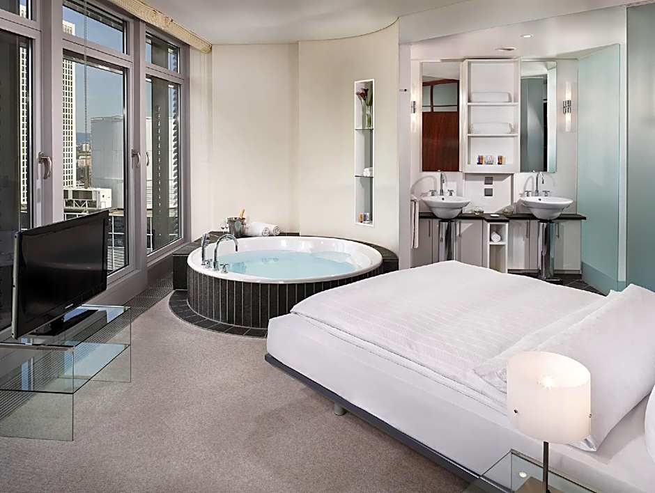 INNSiDE Frankfurt Eurotheum