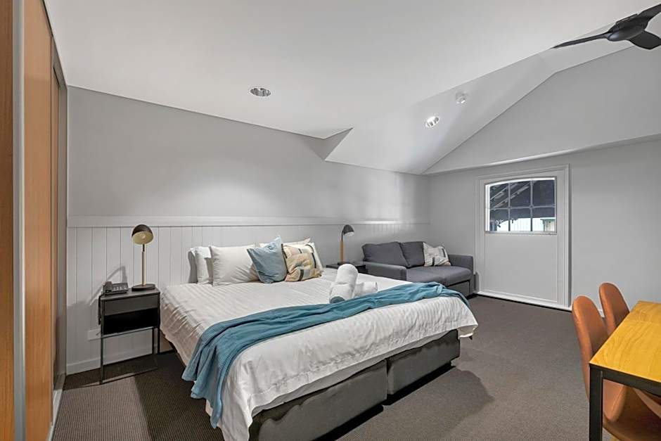 Gawler Arms Hotel