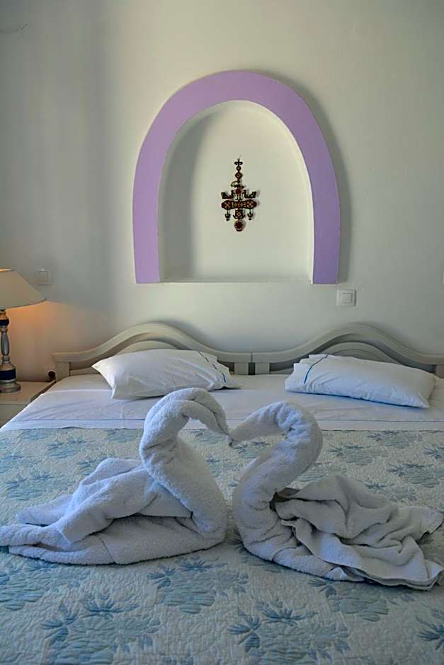 Melina Hotel