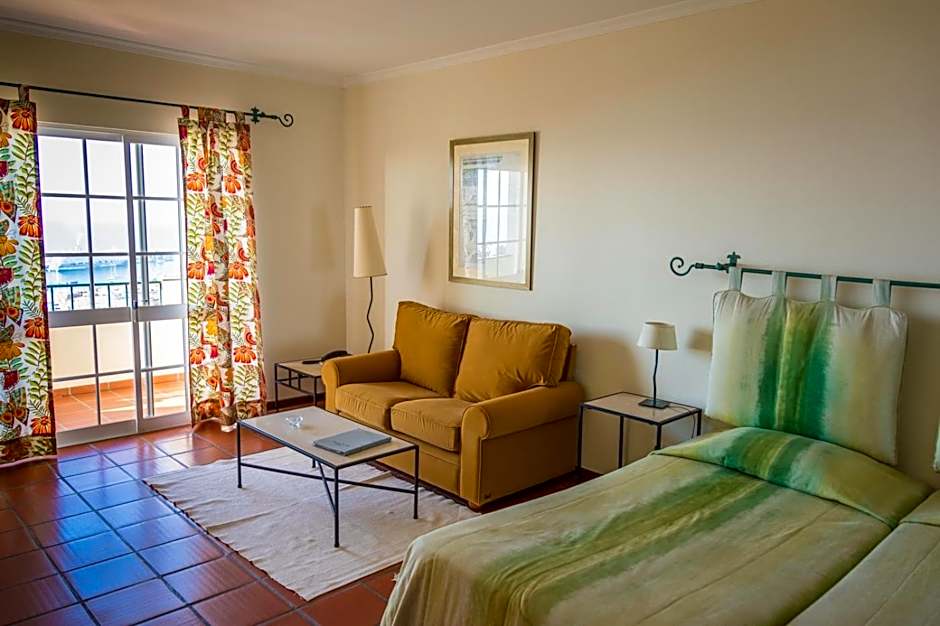 Apartamentos Quinta Mae dos Homens
