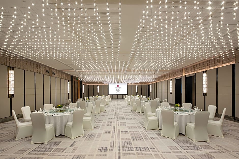 HUALUXE Yibin By IHG