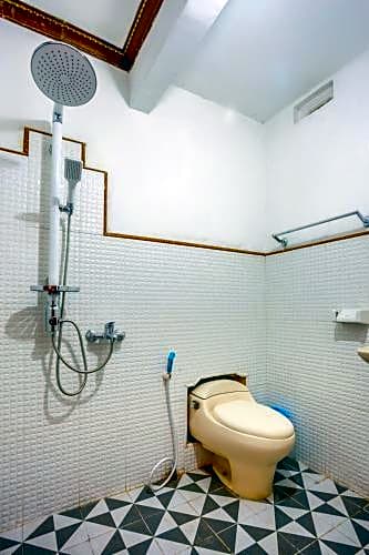 OYO 3004 Penginapan Bromo Adi