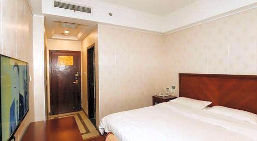 GreenTree Inn JiangSu WuXi BinHu TaiHu Pearl Development Mansion Business Hotel