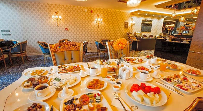 Real King Suite Hotel