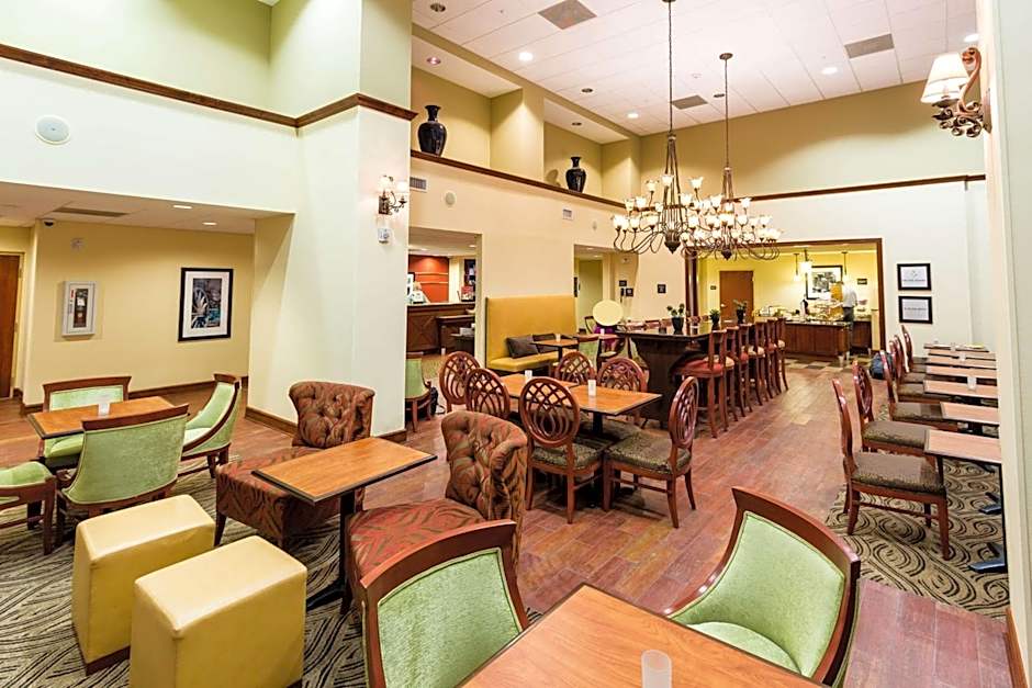 Hampton Inn By Hilton And Suites Tomball