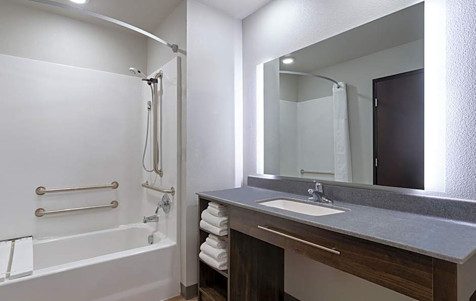 My Place Hotel-Jacksonville, NC