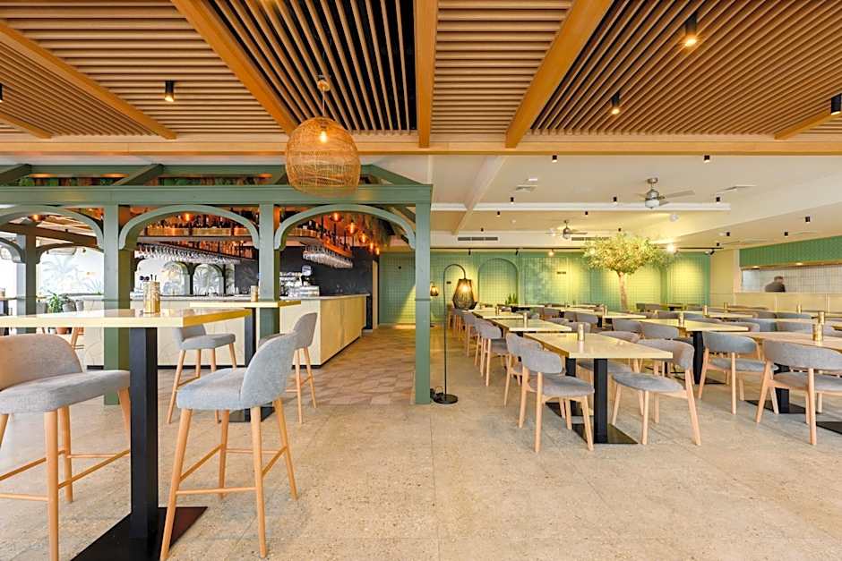 QAWRA Palace Resort & SPA