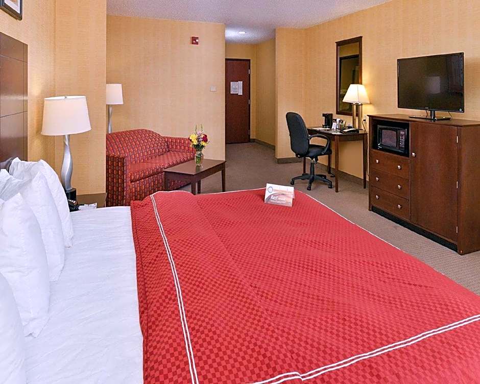 Quality Suites Stratford