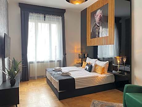 Grand Superior Apartment - Annex