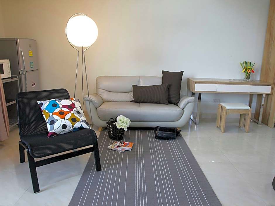 Thongtip Place