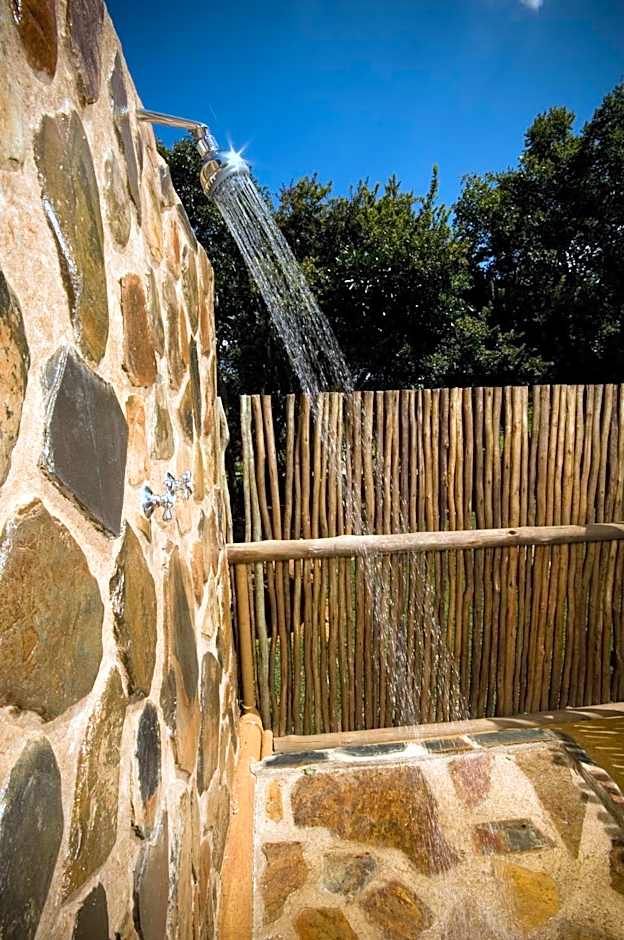 Caracal Lodge