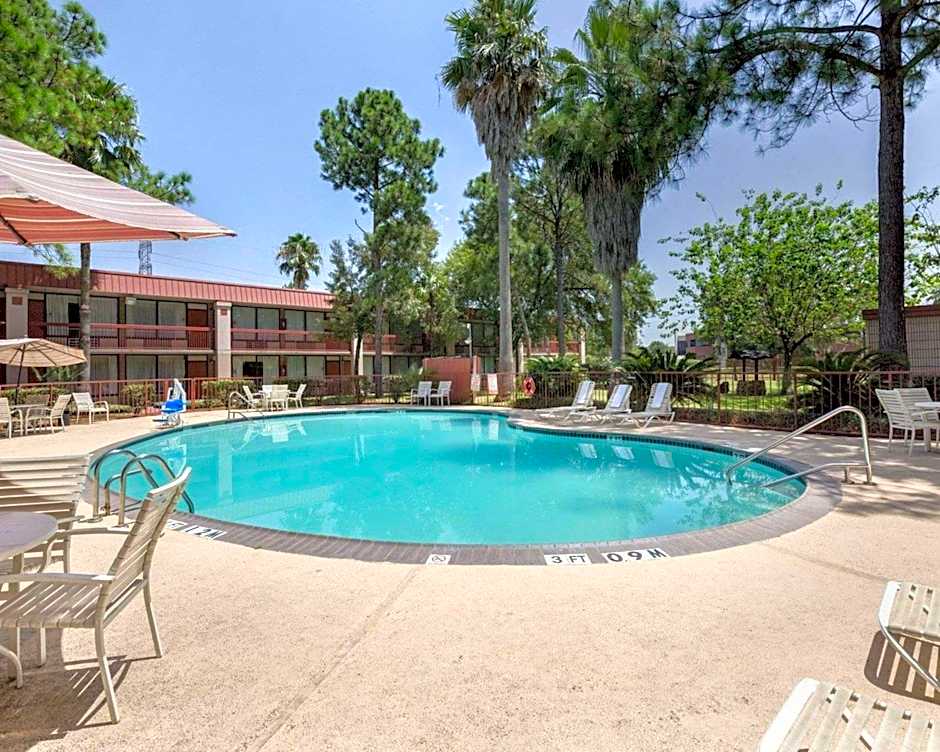 GreenTree Hotel & Extended Stay I-10 FWY Houston, Channelview, Baytown