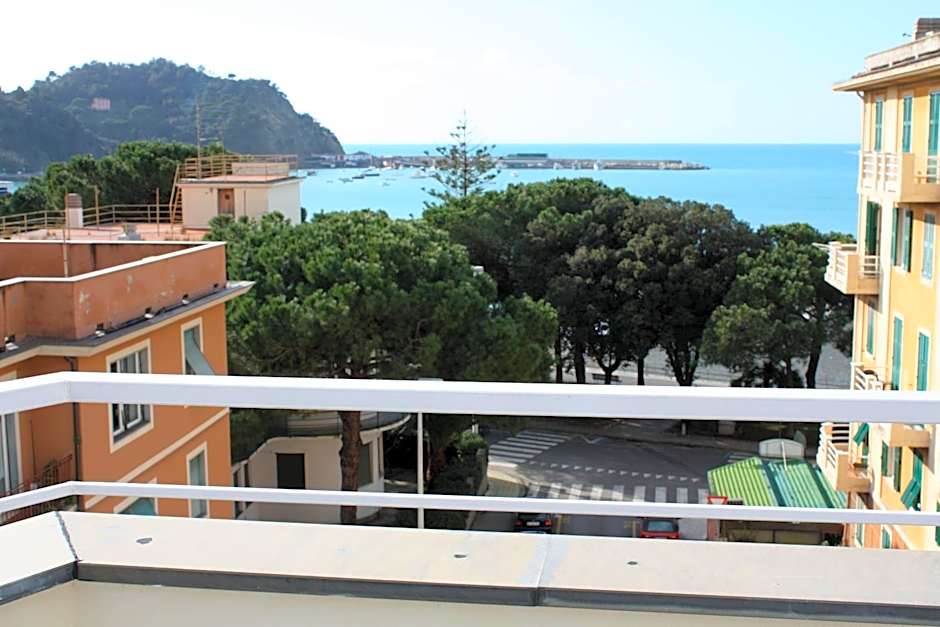 Hotel Genova