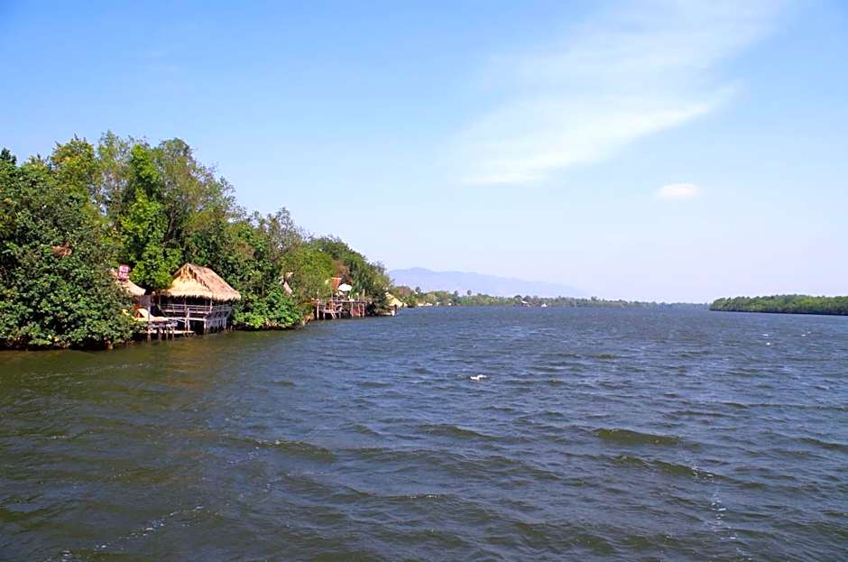 Bamboo Bungalow