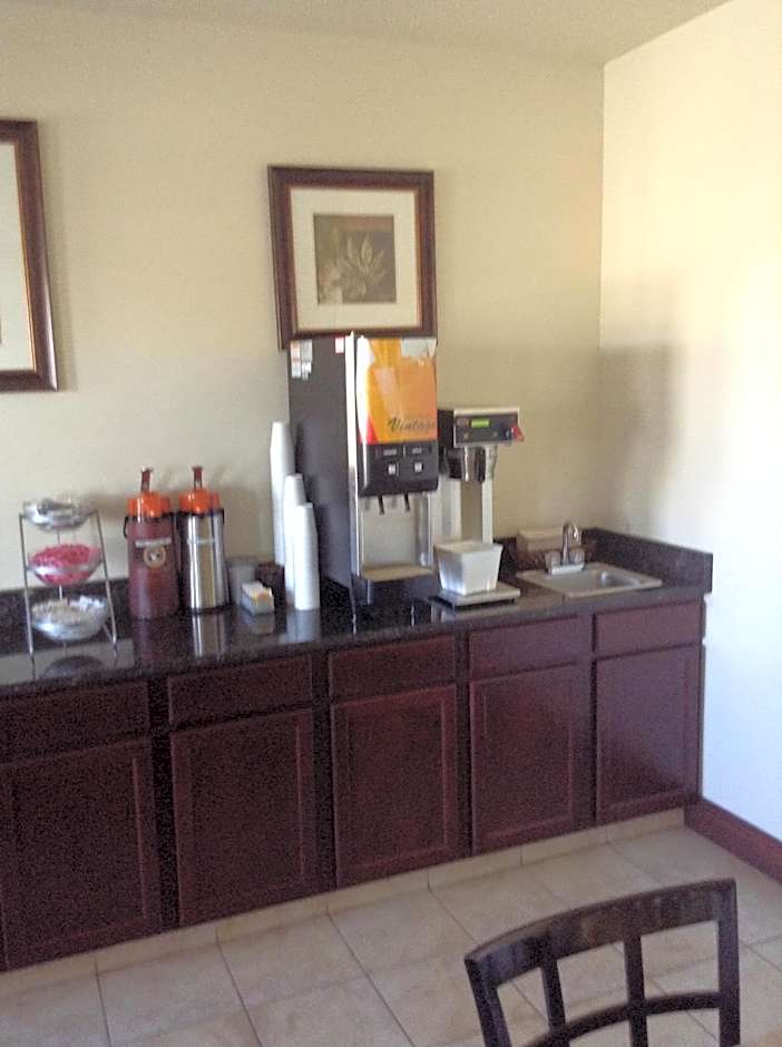 Days Inn by Wyndham Carroll