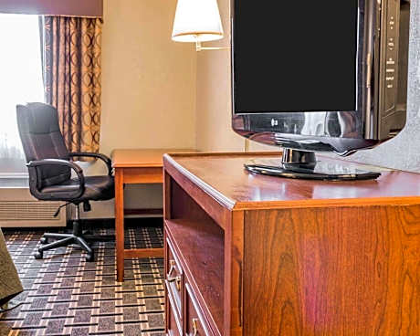 Double Room with Two Double Beds - Non-Smoking