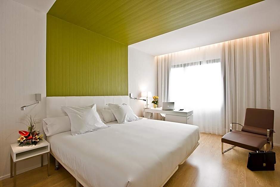 Hotel Zentral Castellana Norte