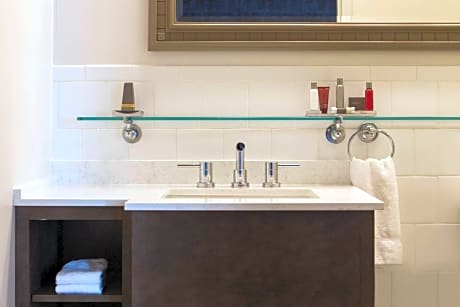 Executive Suite, 2 Double Beds