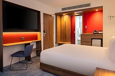 Premium Queen Room