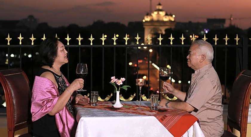 Phasouk Vien Chantra Hotel