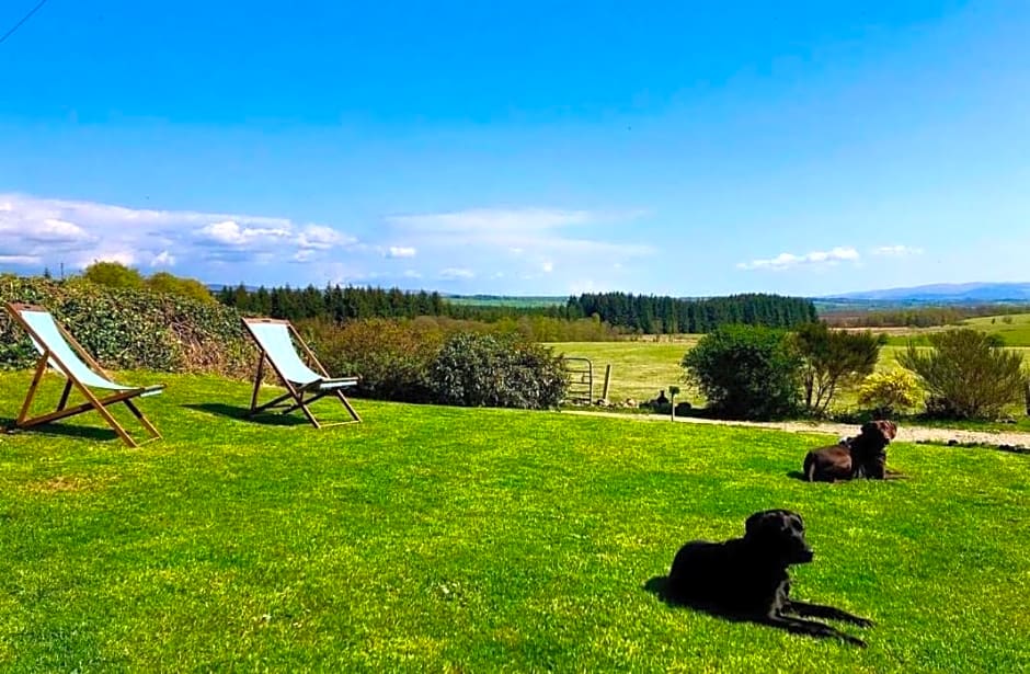 Trossachs Barn & Cabin - boutique B&B