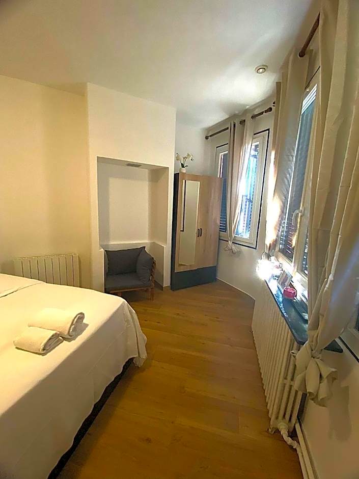 Hôtel & Restaurant ISVARA