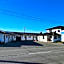 The Lakes Motel