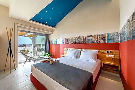 Penthouse Suite With Panoramic Sea View