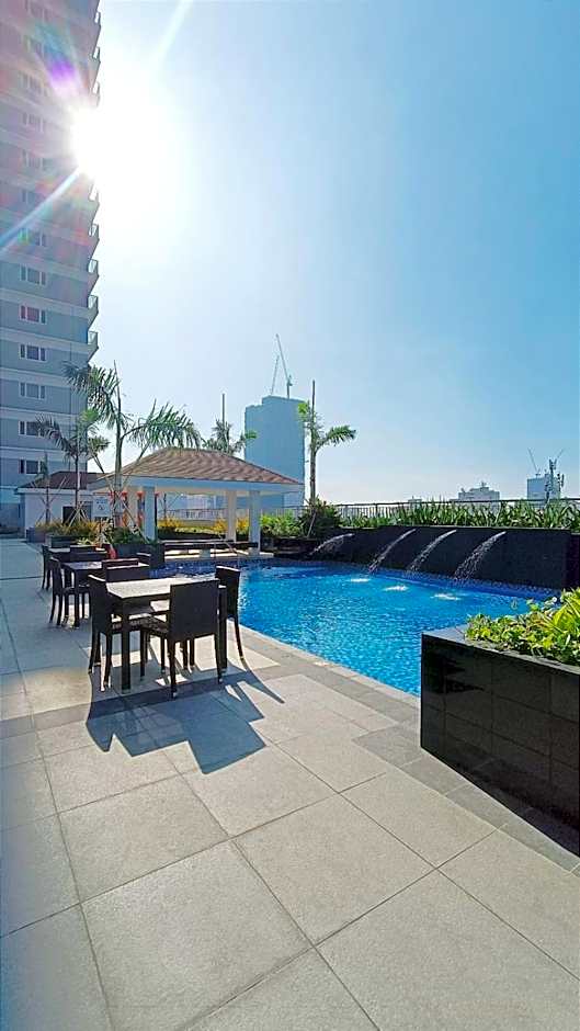 SMDC Coast Residences near PICC World Trade Center MOA