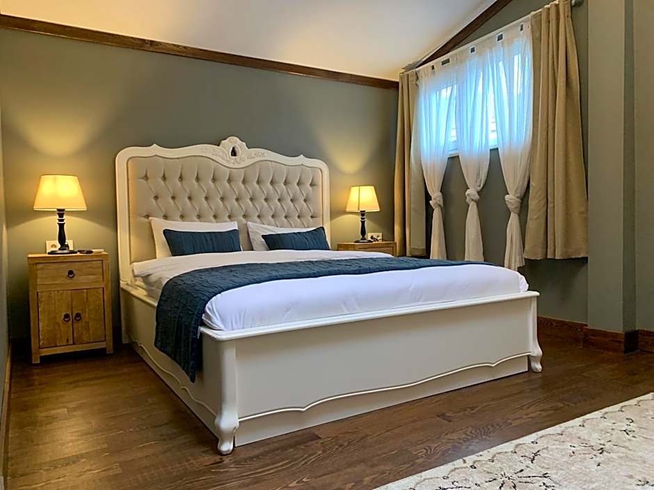 Loka Suites – Istanbul, FL