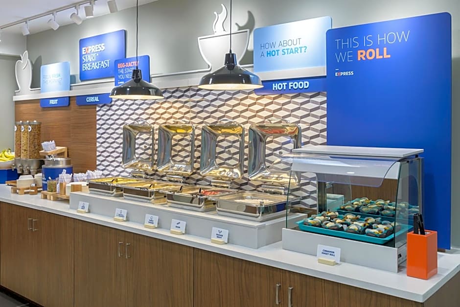 Holiday Inn Express Southington By IHG