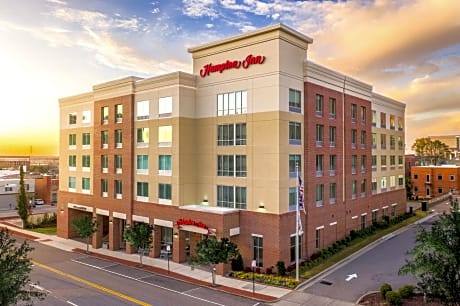 Hampton Inn Wilmington Downtown