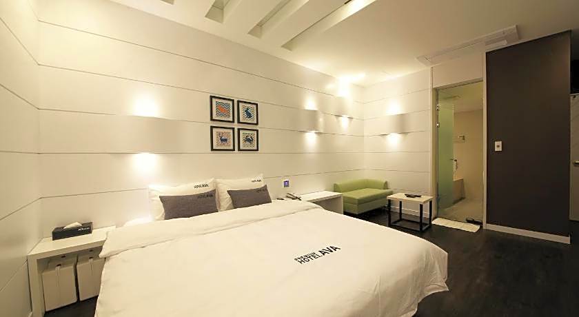 Premium Ava Hotel