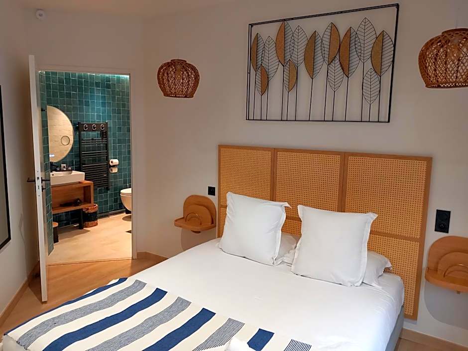 Intense Boutik-Hôtel