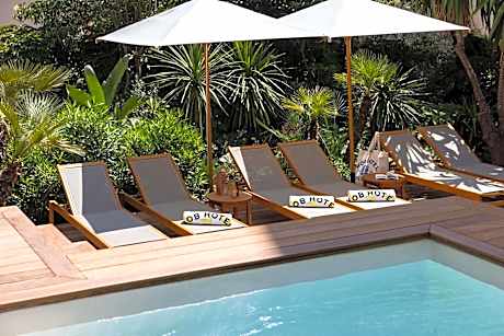 MOB HOTEL Cannes