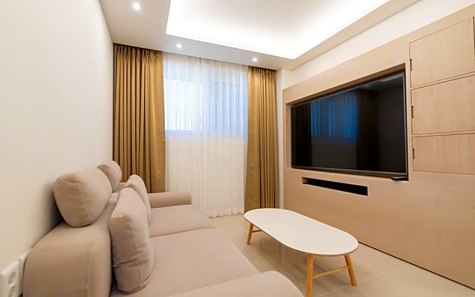 Jeonju Junghwasan-dong MH HOTEL