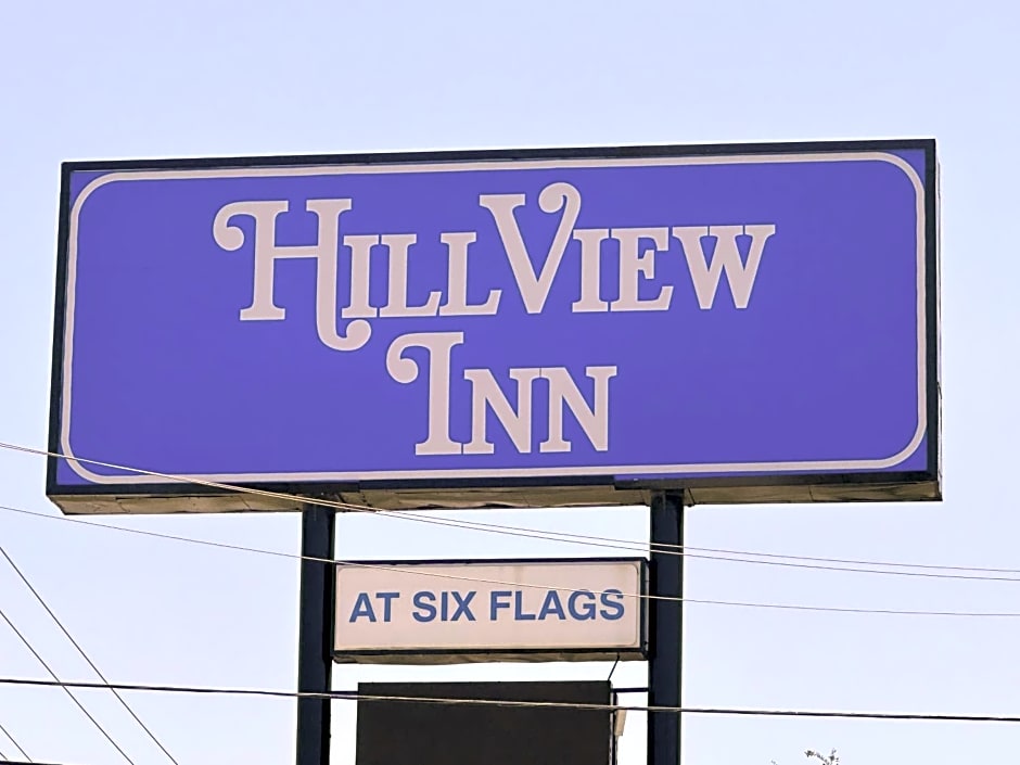 HillView Inn at Six Flags Fiesta