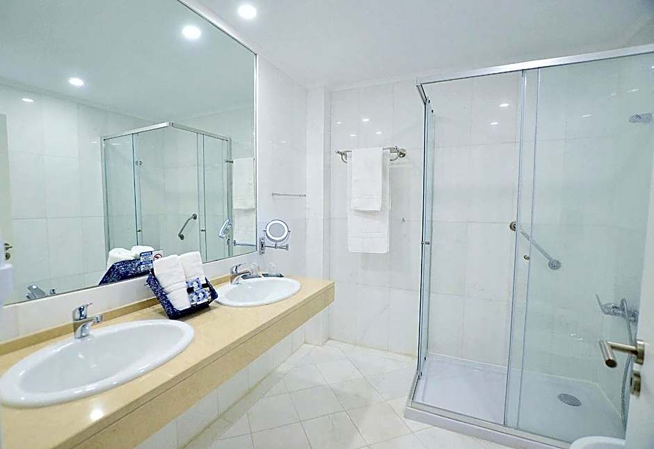 HILLTOP OASIS Lisboa Oeiras