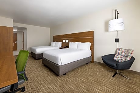 Suite, 2 Queen Beds, Accessible (Comm, Roll-In Shower)