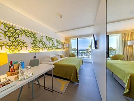 Standard Double Room with Balcony - Sea Side