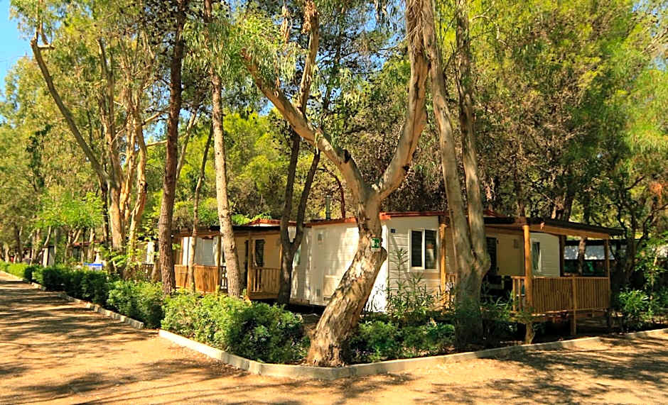 Castroboleto Village