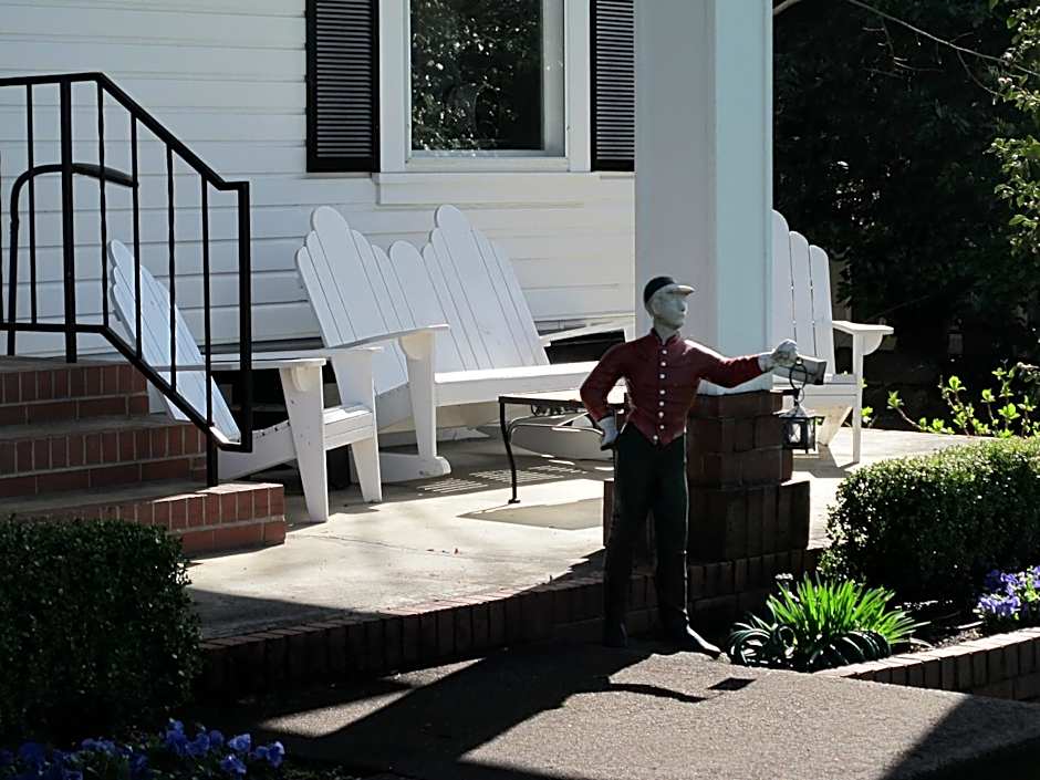 The White House Bed and Breakfast
