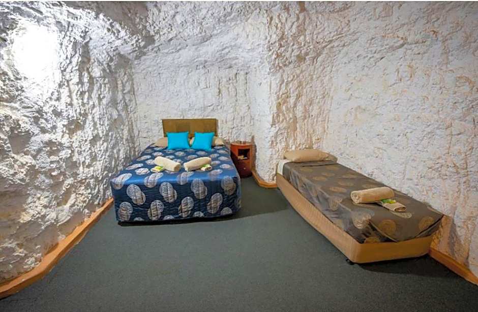 White Cliffs Underground Motel